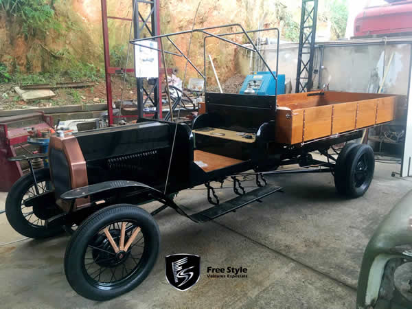 Caminhão Benz 1908 (réplica) 
