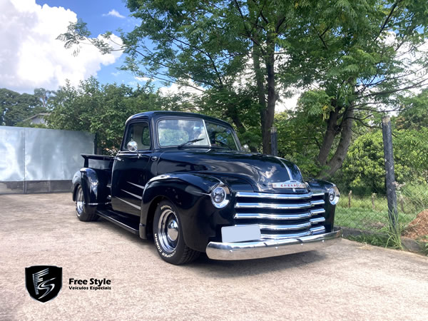 Chevrolet 3100 1951 – Black Sheep