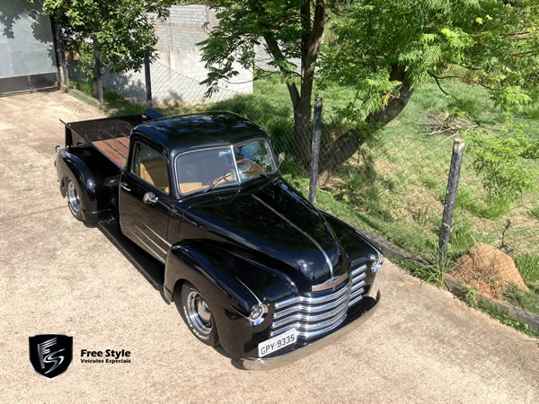 Chevrolet 3100 1951 – Black Sheep