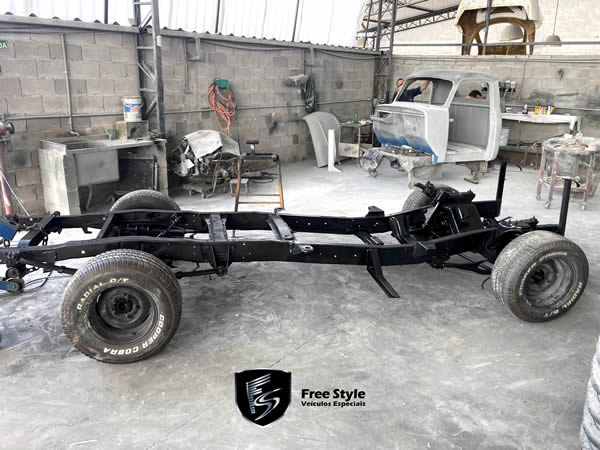 Chevy 3100 Lenhadora